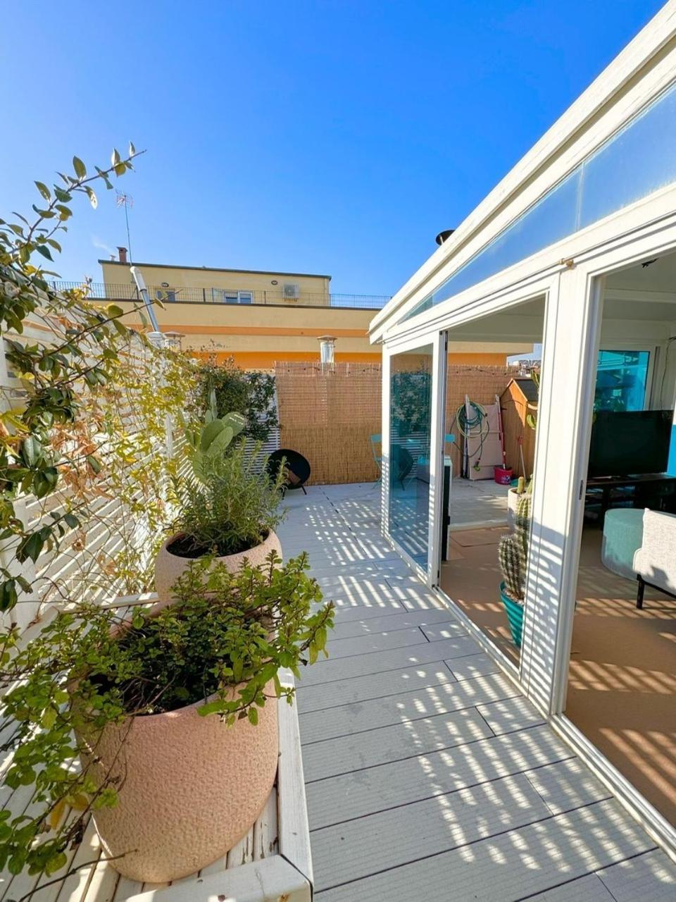 Rooftop-Marinacentro-Unique-Beach-Fun-Smart-Loveapt-Train-Park 리미니 외부 사진